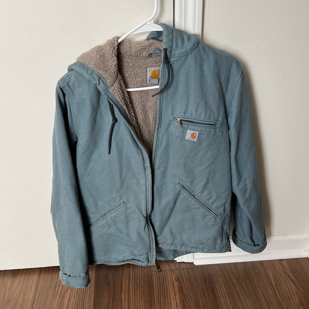 Women’s Carhartt Sherpa lined coat